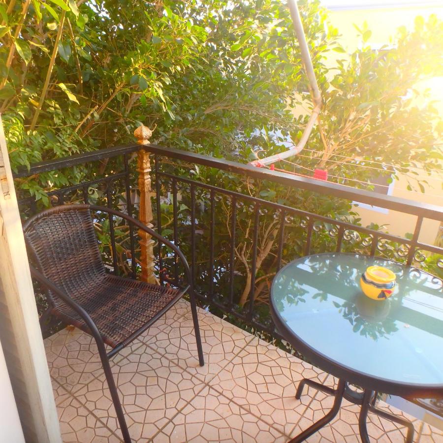 Villa Rodanthos เปอร์ดิกา ภายนอก รูปภาพ