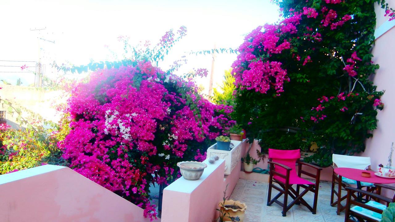 Villa Rodanthos เปอร์ดิกา ภายนอก รูปภาพ